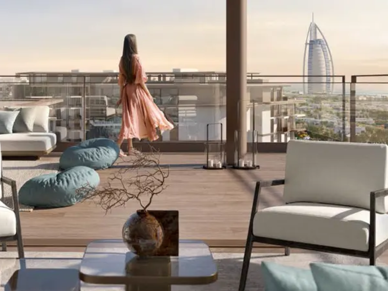 Riwa-at-MJL-Madinat-Jumeirah-Living-Dubai-by-Meraas-Huge-balcony